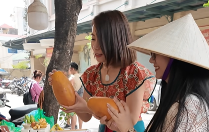 Hanoi Citywalk: China-Vietnam fruit trade fuels a 'sweet opportunity'