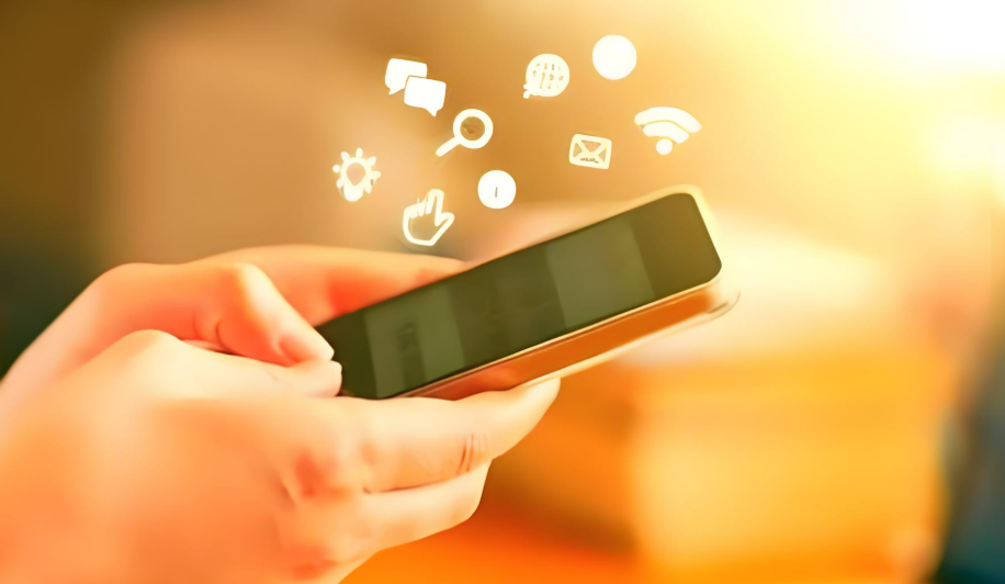 China now has over 1.12 billion internet users