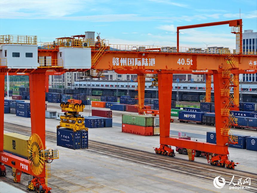 International land port facilitates furniture exports in E China's Jiangxi