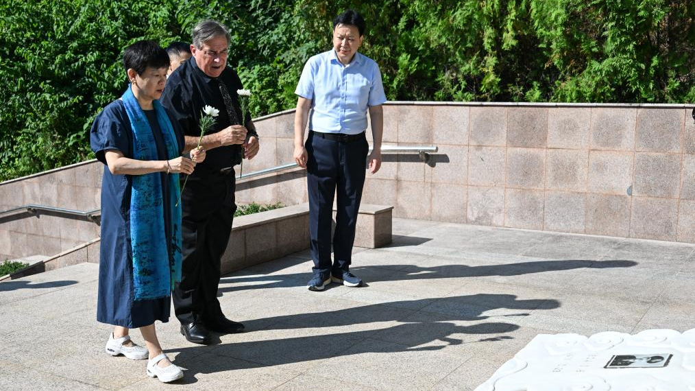 Across China: 80 years on, U.S. youth carry the Flying Tigers' torch