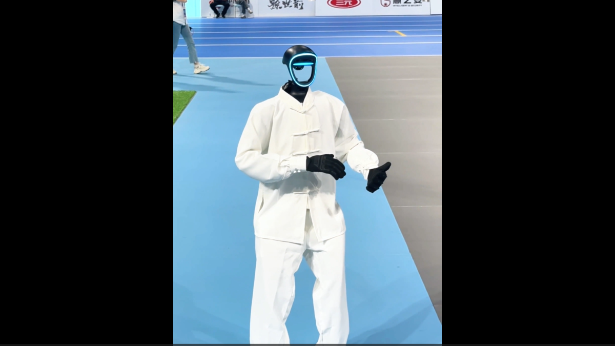 A day in the life of a humanoid