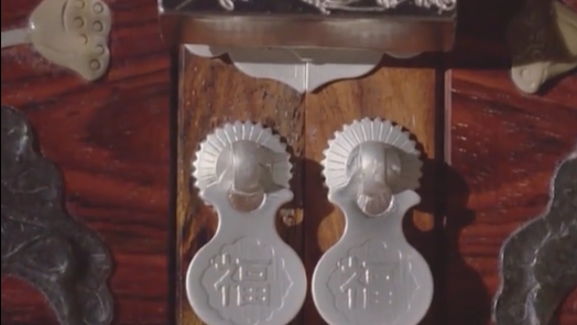 Trending in China | Mastering nature's palette: the magic of colored-stone inlay