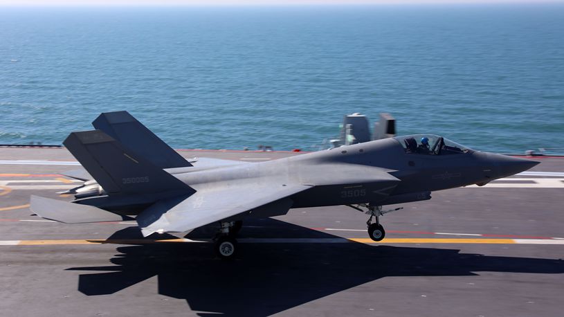 Three types of aircraft complete electromagnetic catapult-assisted takeoffs, landings on China's carrier Fujian