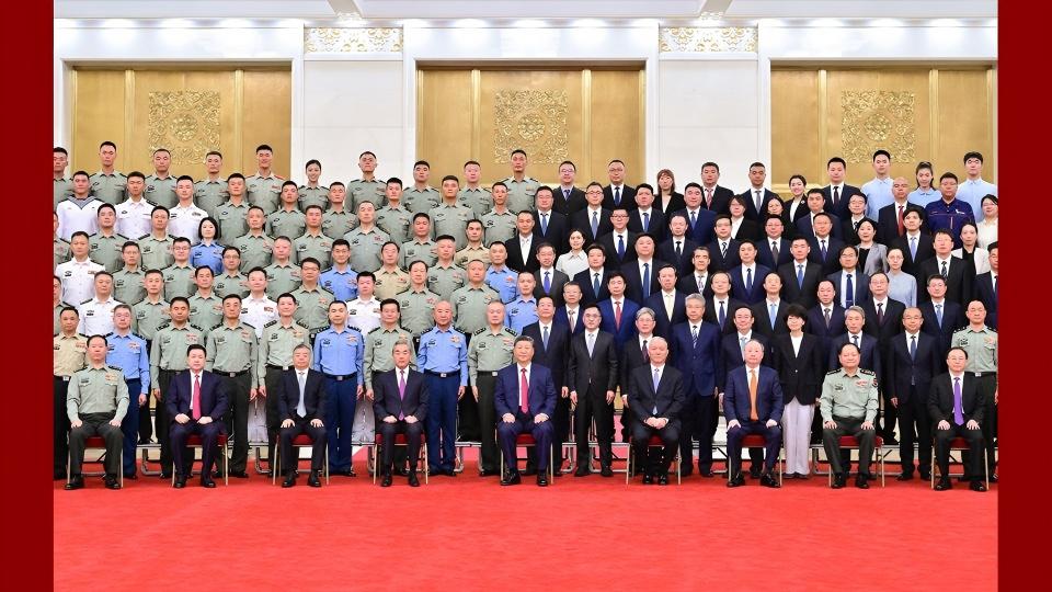 Xi meets representatives involved in V-Day commemorations