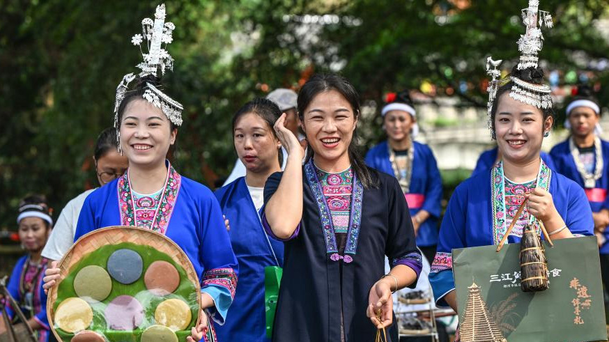 Activities celebrating harvest held in Chankou Village of S China's Guangxi