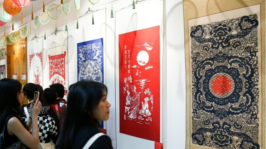 Chinese paper-cutting exhibition held in Yangon, Myanmar