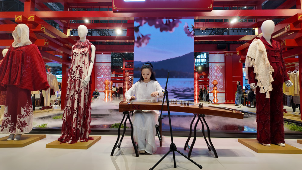 Bridging cultures: A global showcase of art, music and traditions at CIIE