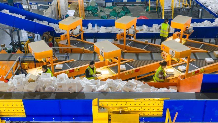 Record-high parcel volume reflects China's economic vitality