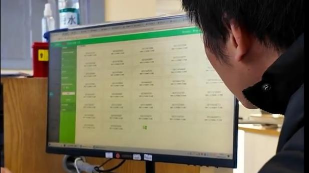 The first thing you must do in China: Buy a local SIM card