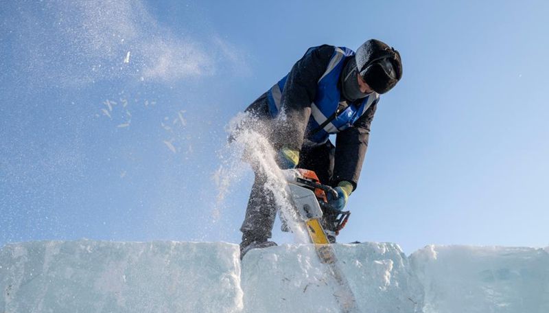 27th edition of Ice and Snow World in Harbin under construction