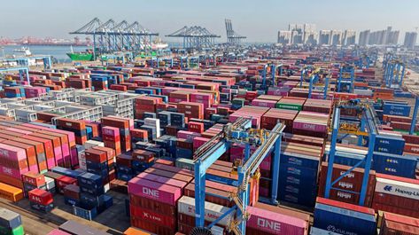 China's foreign currency reserves rise in November