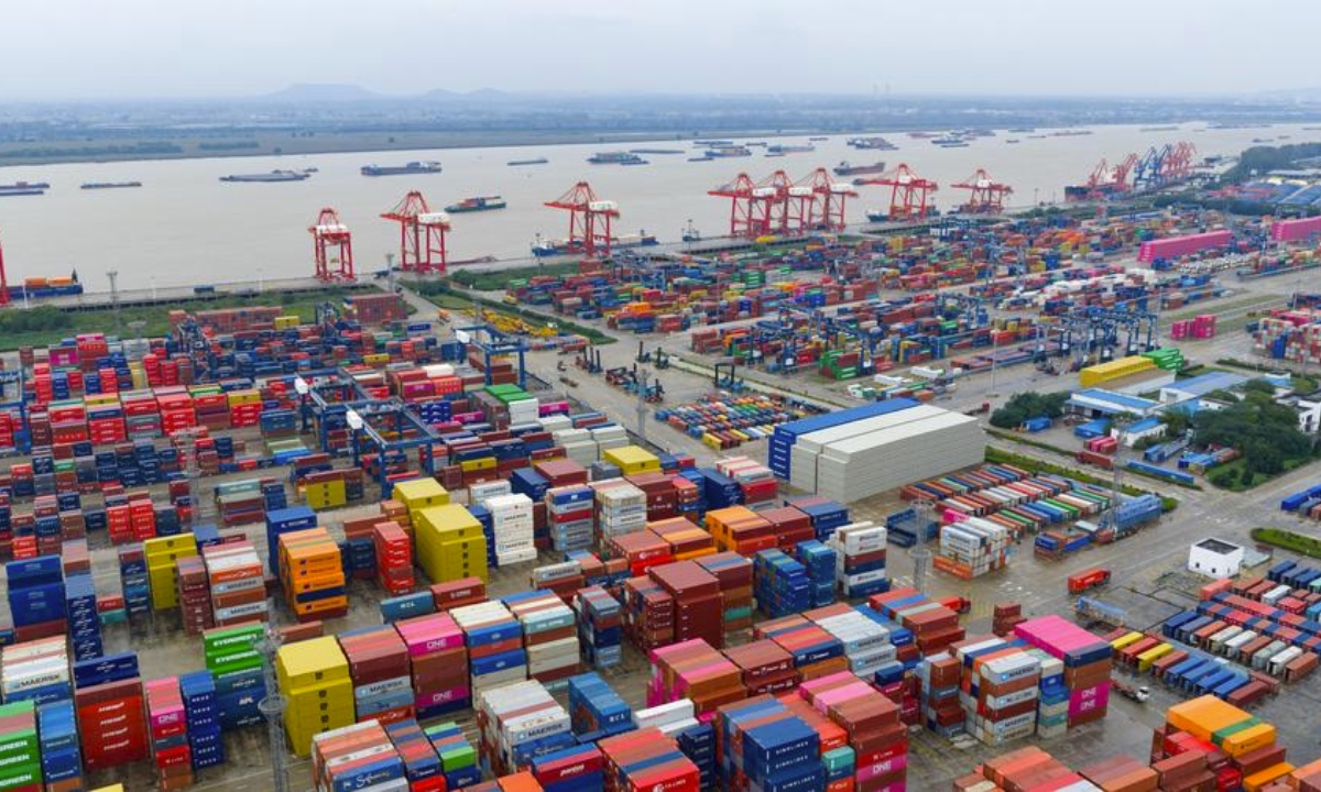 China's foreign trade of goods expands by 3.6% in first 11 months of 2025