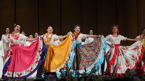 Feature: Renowned Chinese choir brings the house down on first tour in Saudi Arabia