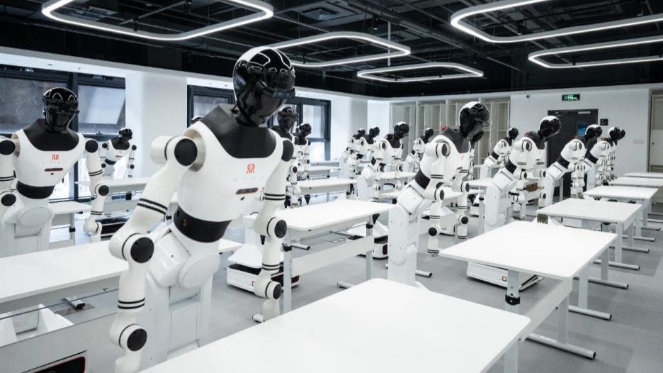 This 'school' trains humanoid robots before they enter workforce