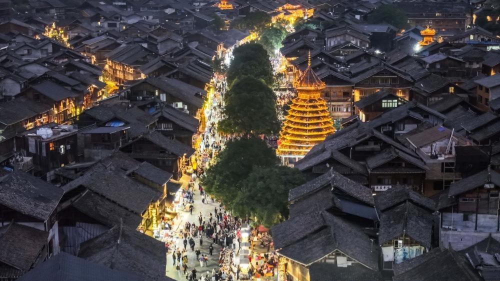 Zhaoxing Dong village sees influx of tourists as Dong New Year approaches