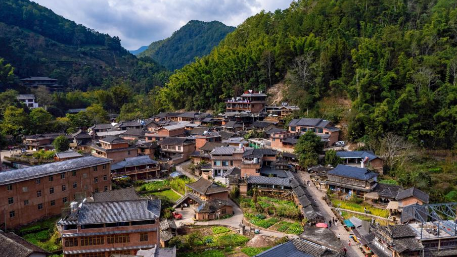 Yunnan's Nakeli Village becomes popular winter travel destination