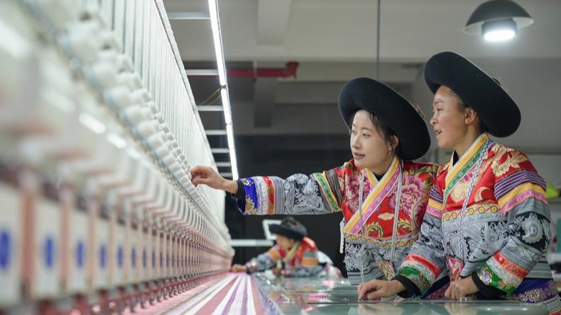 Millennia-old traditional crafts generate wealth for farmers in SW China's Guizhou