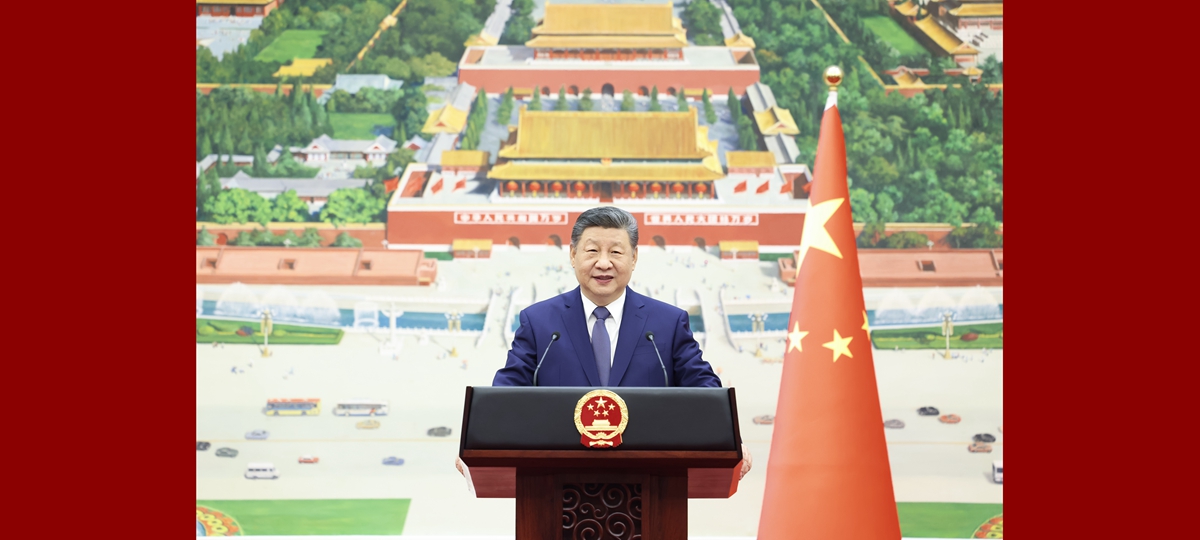 Xi receives credentials of new ambassadors to China