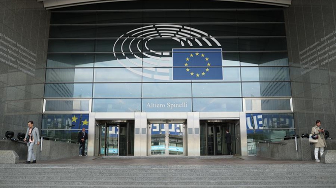 European Parliament delays decision on EU-U.S. trade deal