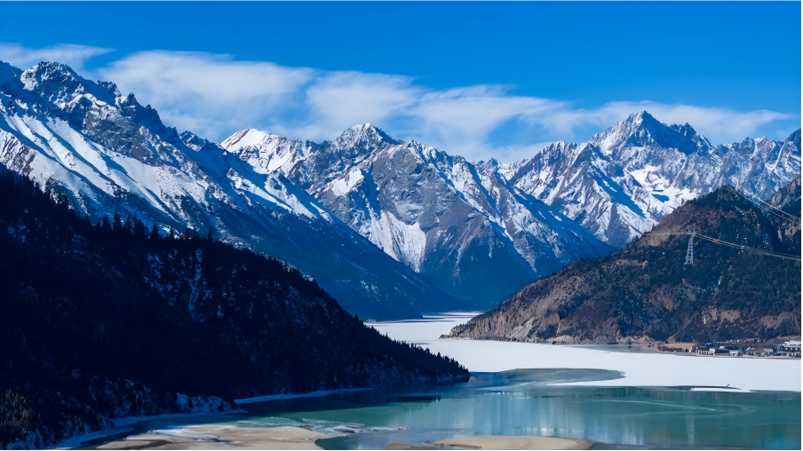 In pics: Beautiful scenery of Ranwu Lake in SW China's Xizang after snow