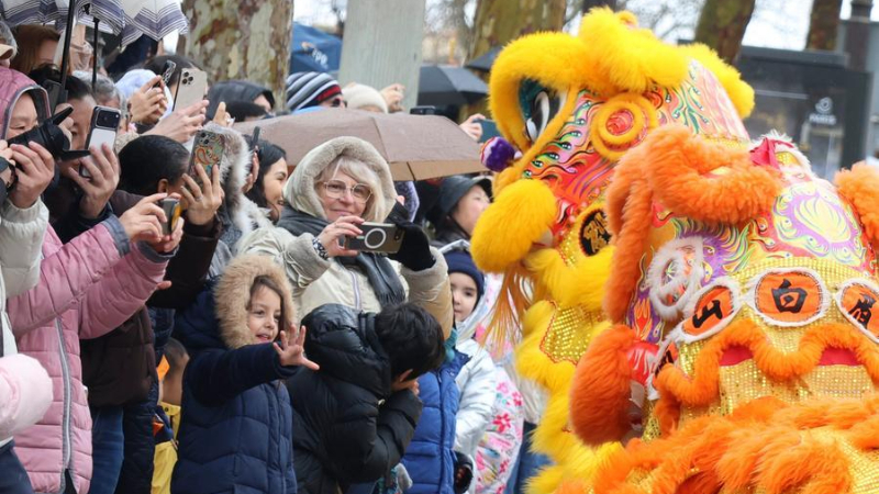 Robot adds futuristic twist to Chinese New Year Parade in Paris