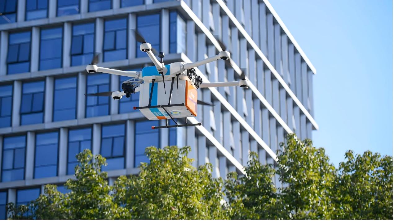 China builds world's largest express delivery network, fueling dynamic economy