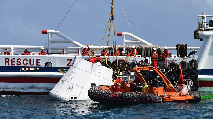 China's lunar exploration program advances via successful tests of new rocket, spaceship
