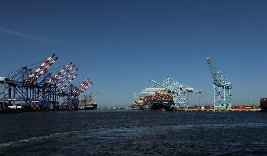 Trump raises new global tariff from 10 pct to 15 pct