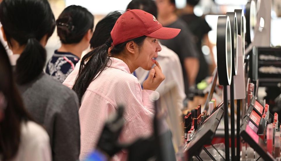 Hainan FTP sees tourism, consumption boom during first Spring Festival after special customs operations