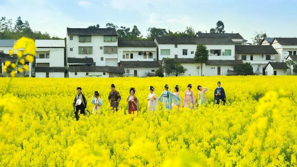 Spring scenery across China