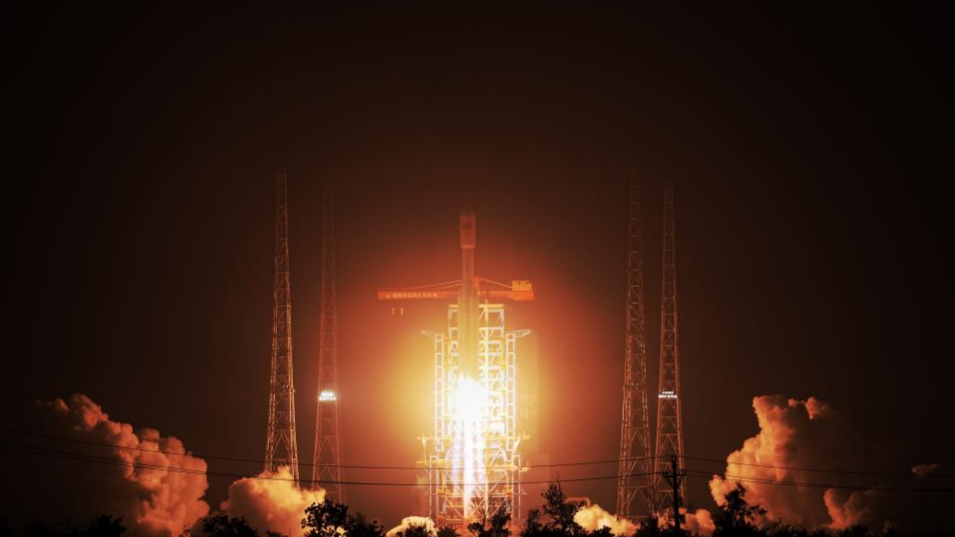 China's Long March-8 rocket launches new internet satellites