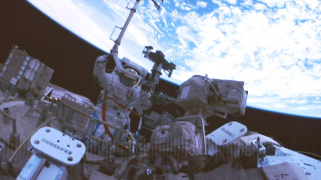 Shenzhou-21 astronauts complete third series of extravehicular activities
