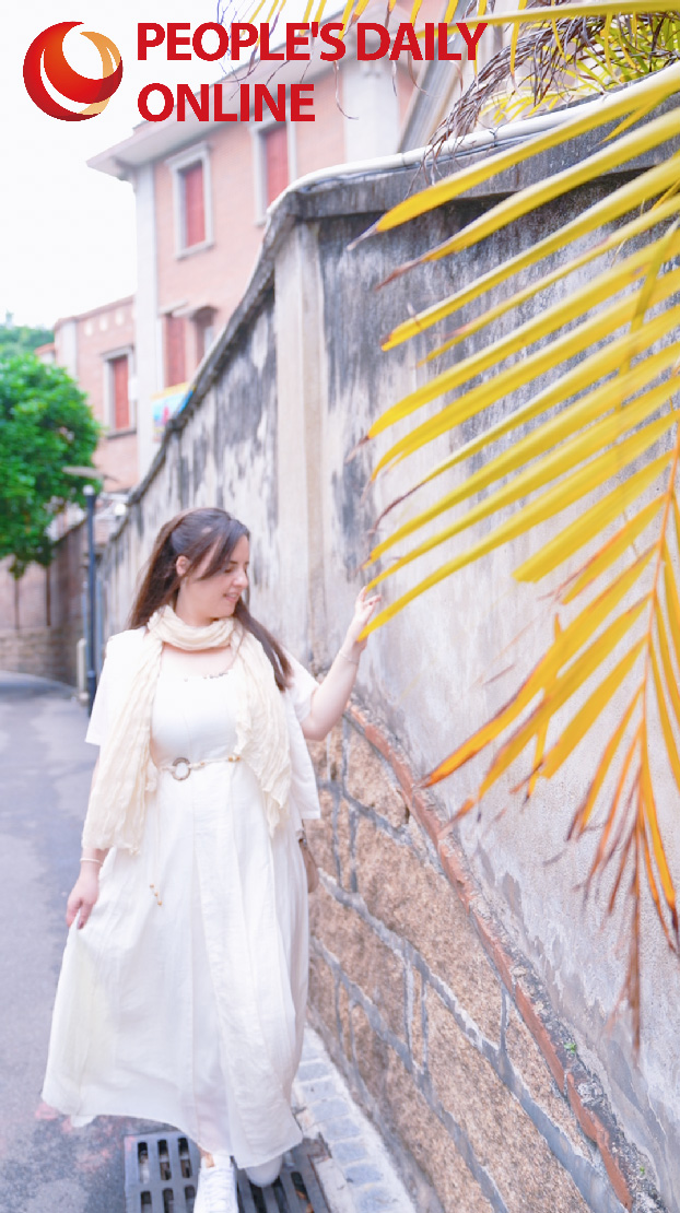 Color Hunting in Gulangyu