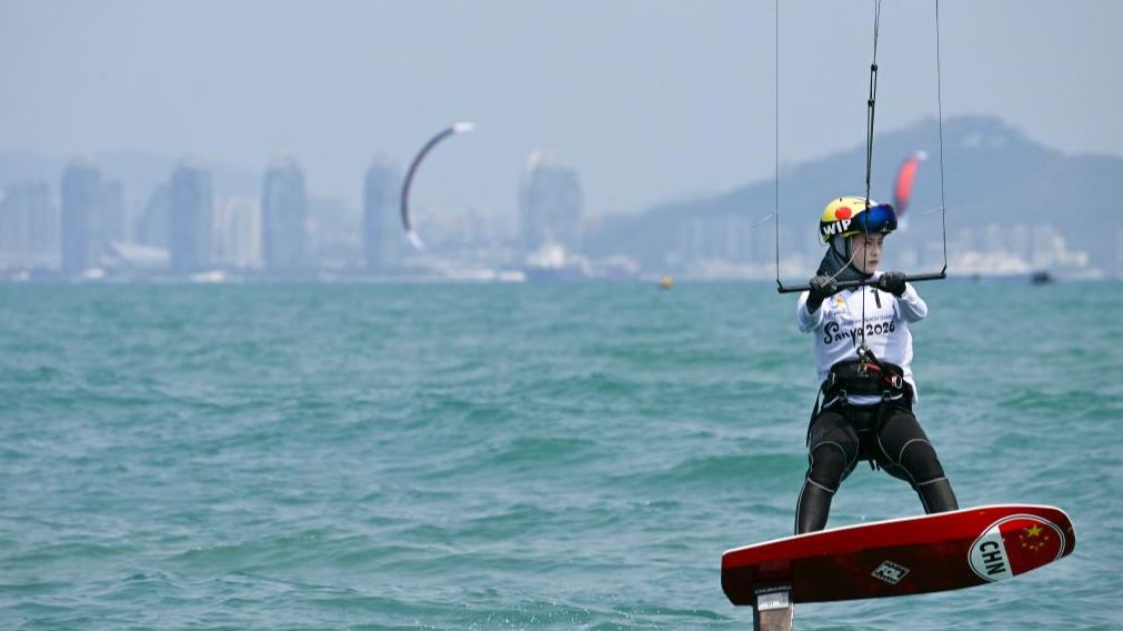 Highlights of Formula Kite Men race of sailing at 6th Asian Beach Games