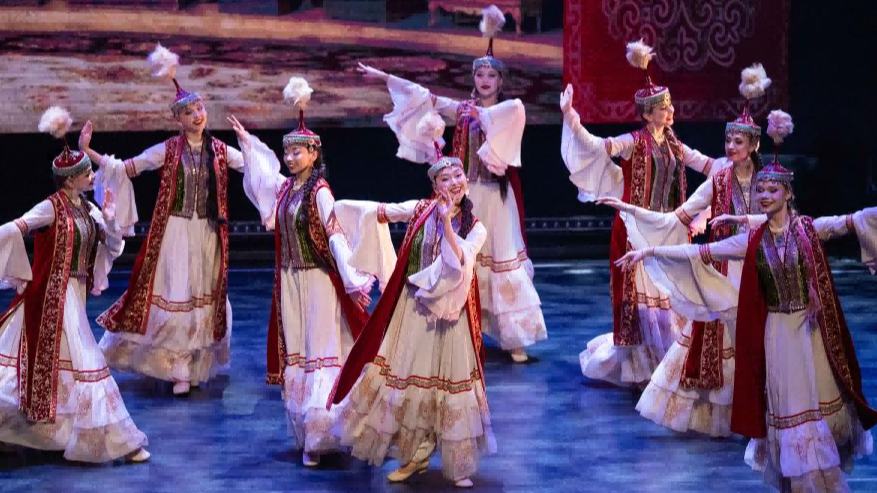 Macao arts festival opens, hailing Silk Road friendship