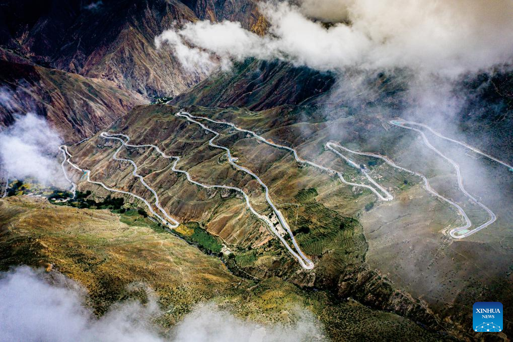 Improved transport network boosts accessibility across China's Xizang
