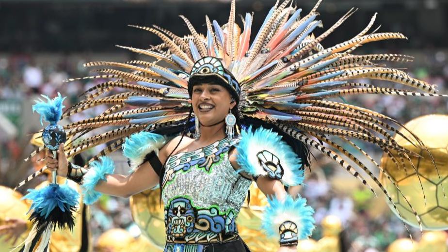 World Cup opens in Mexico City
