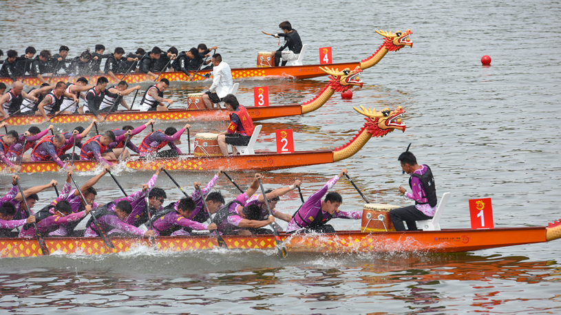 Various dragon boat-themed activities held across China