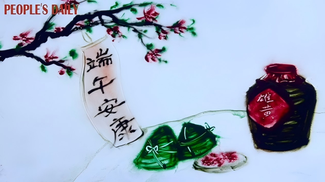 Dragon Boat Festival brought to life through sand painting