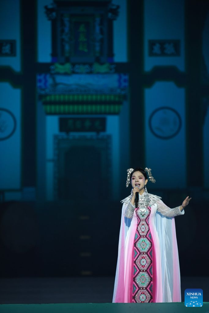 Poetry gathering held in China's Hubei to celebrate Dragon Boat Festival
