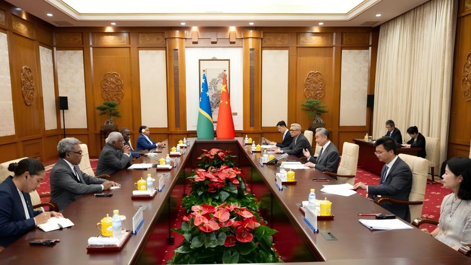 China's top diplomat holds talks with Solomon Islands' FM