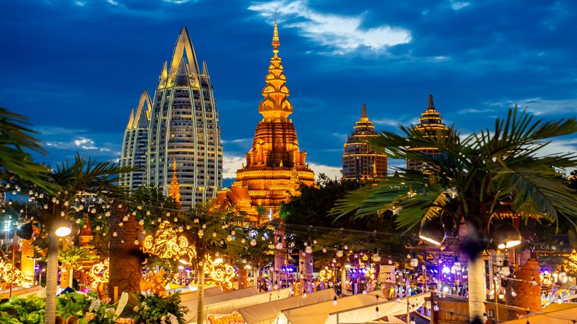 Night market of Xishuangbanna sees surge in visitor arrivals during summer peak tourism season