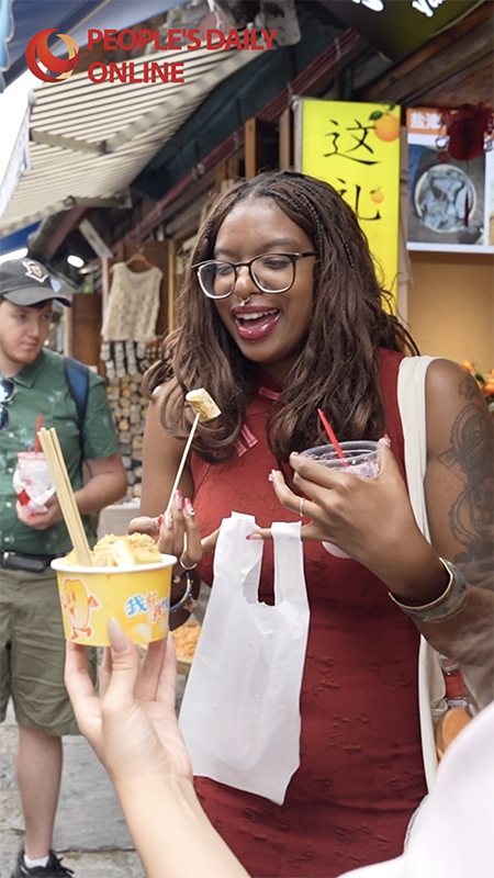 A taste test: Chinese & U.S. youth try local snacks in Dali, southwest China