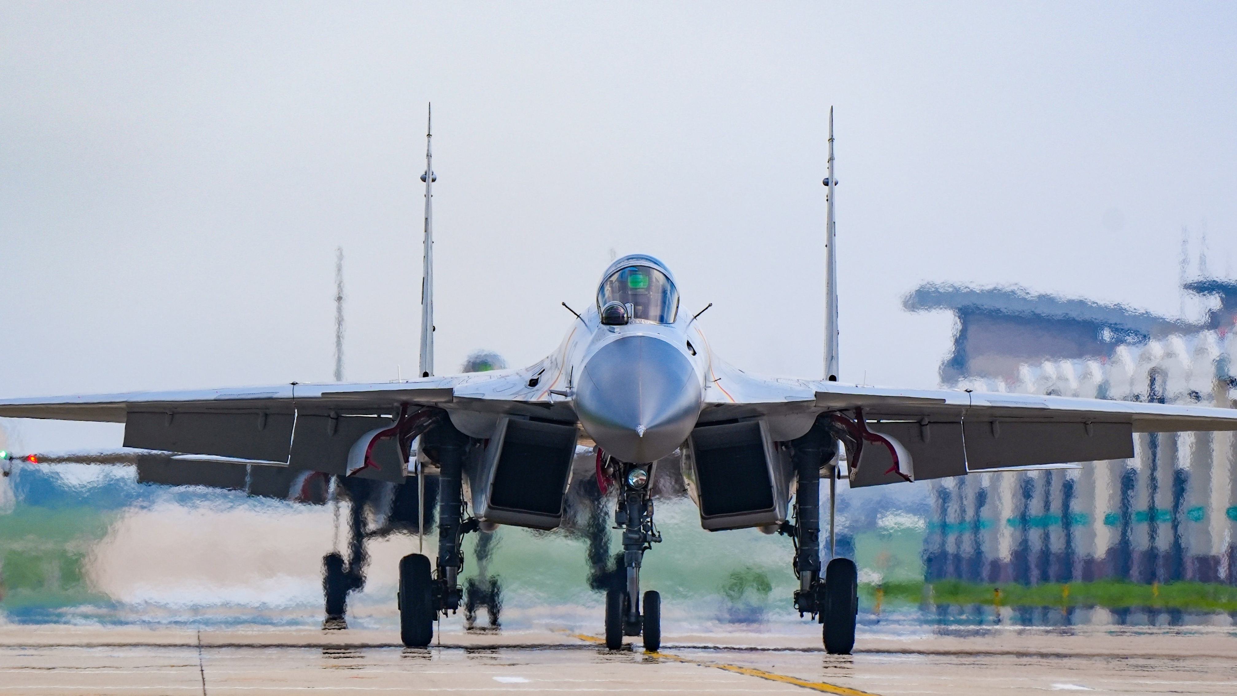 J-15 carrier-based fighter jets in buddy refueling training
