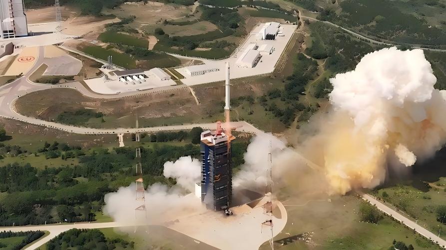 Long March-2C rocket sends SEO satellite into orbit