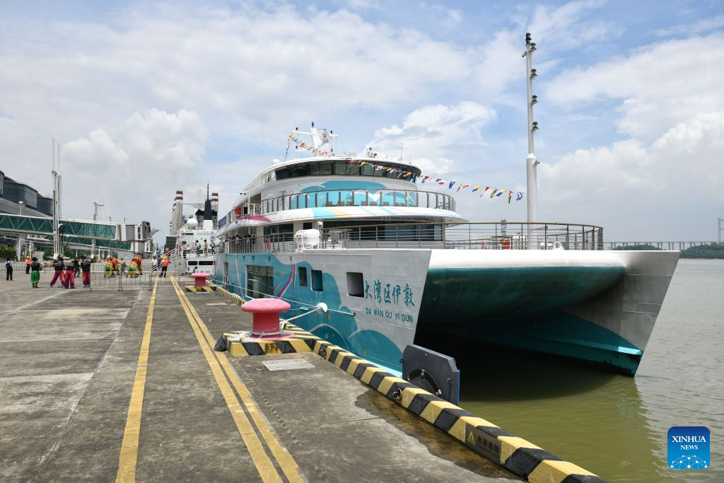 Regular Guangzhou-Shenzhen maritime cultural tourism route officially launched in south China