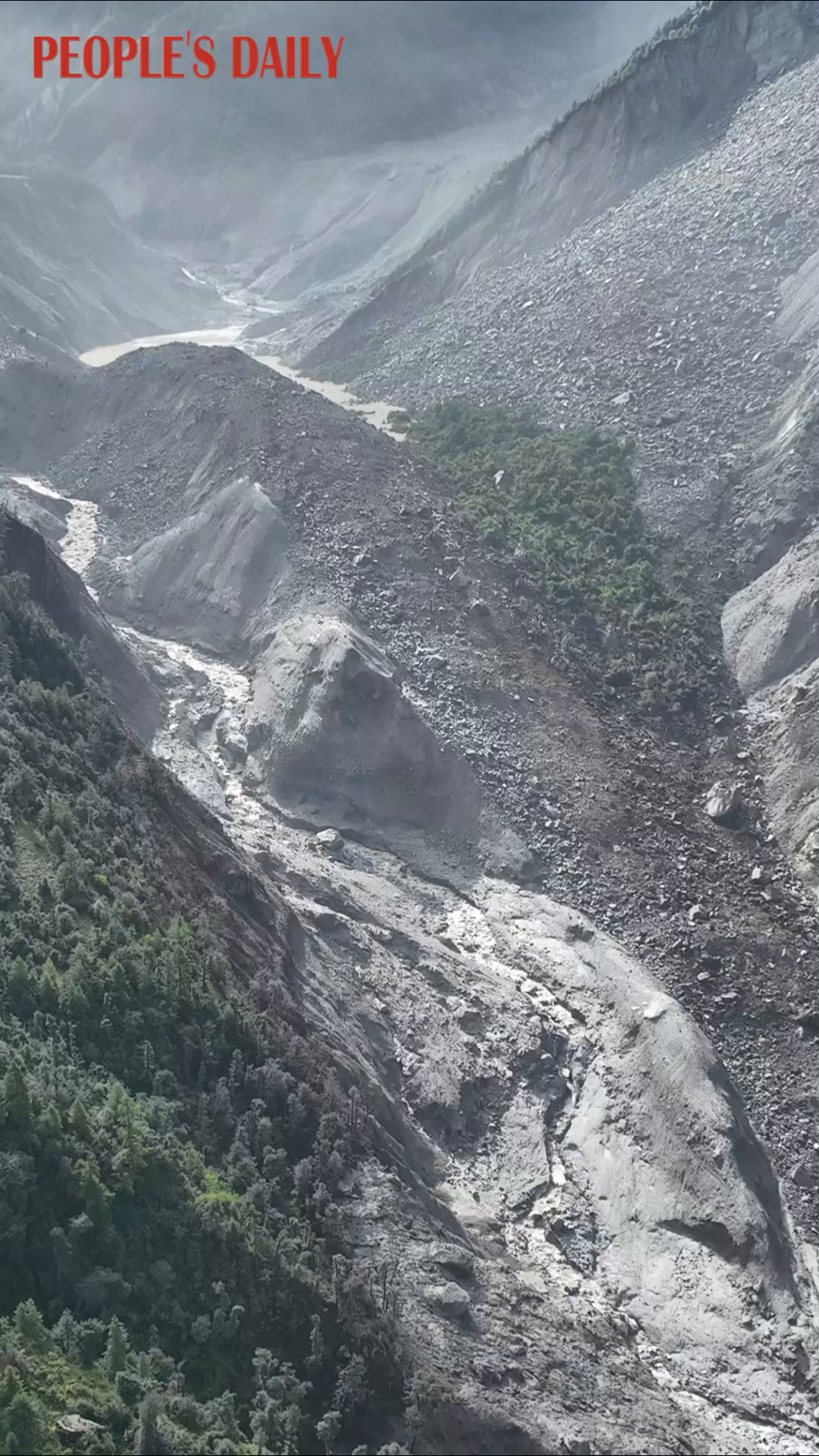 Aerial footage shows aftermath of mudslide hitting Gyirong Port in Xizang