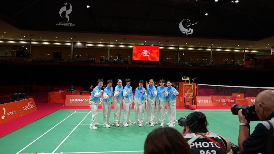 China ends Games badminton women's team title drought with sweep of Japan
