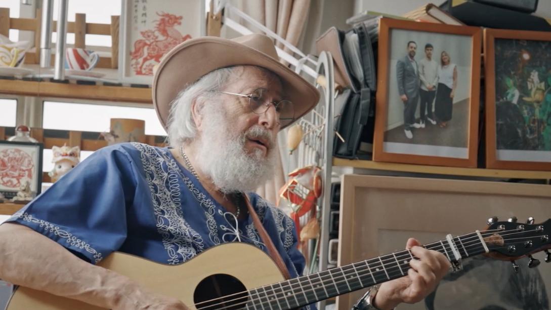 Me and China: A melody of China for the world to hear
