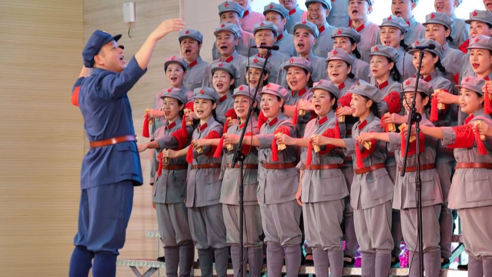 Long March Origin choir carries forward Red Army spirit